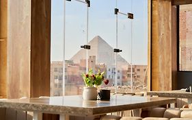 Crown Pyramids View Hotel
